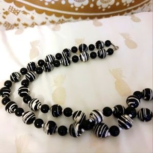 Acrylic black and white bead necklace